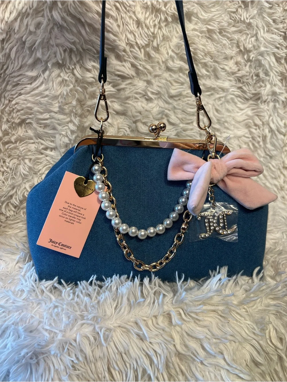 Juicy Couture denim kisslock bag with pink velvet bow & pearl chain charm. NWT - Picture 3 of 11